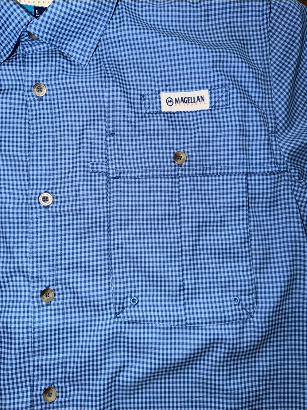 Magellan Outdoor Fish Gear Mens Shirt Size Large Blue Plaid Sport Performance - Picture 5 of 7
